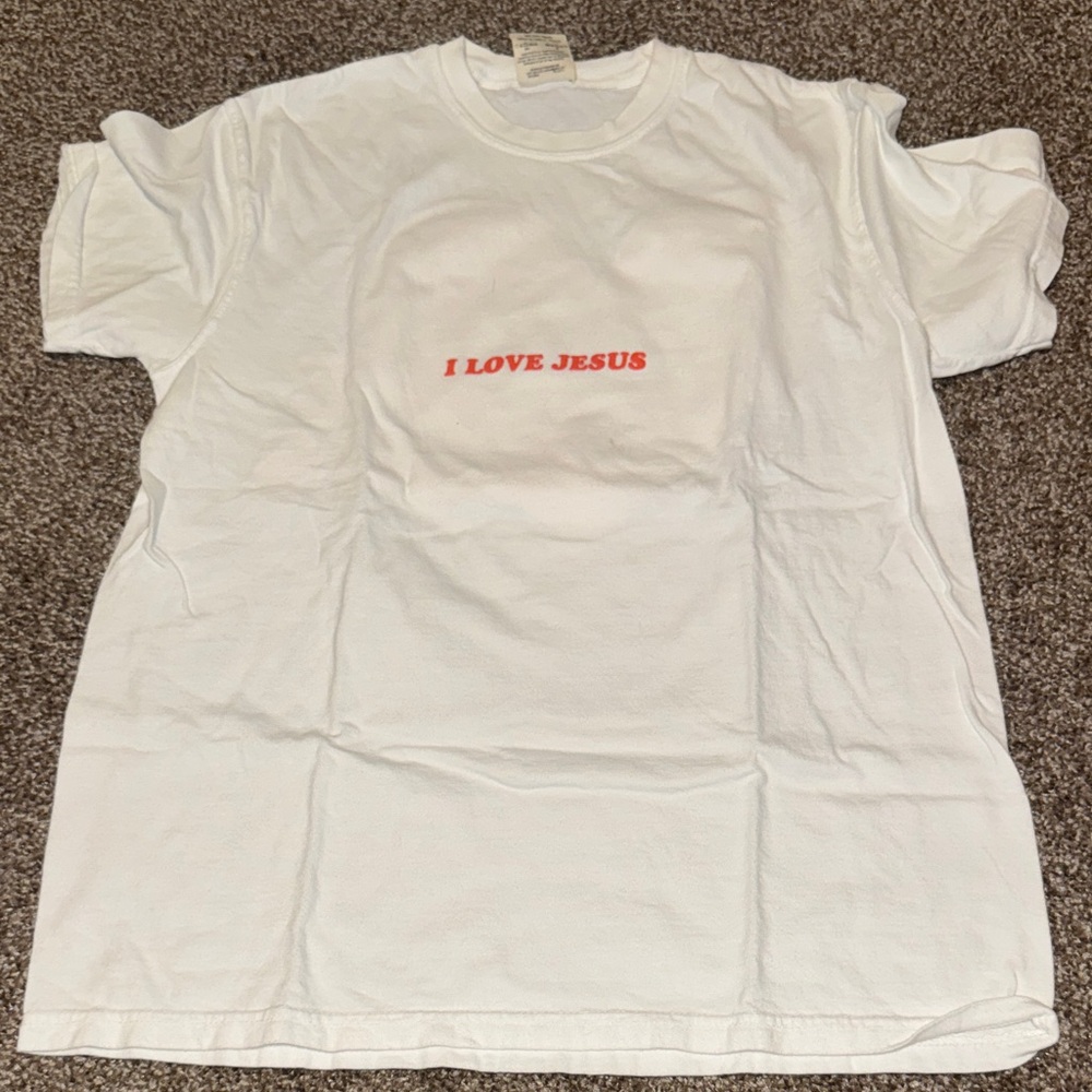 Comfort Colors White 'I Love Jesus' T-Shirt